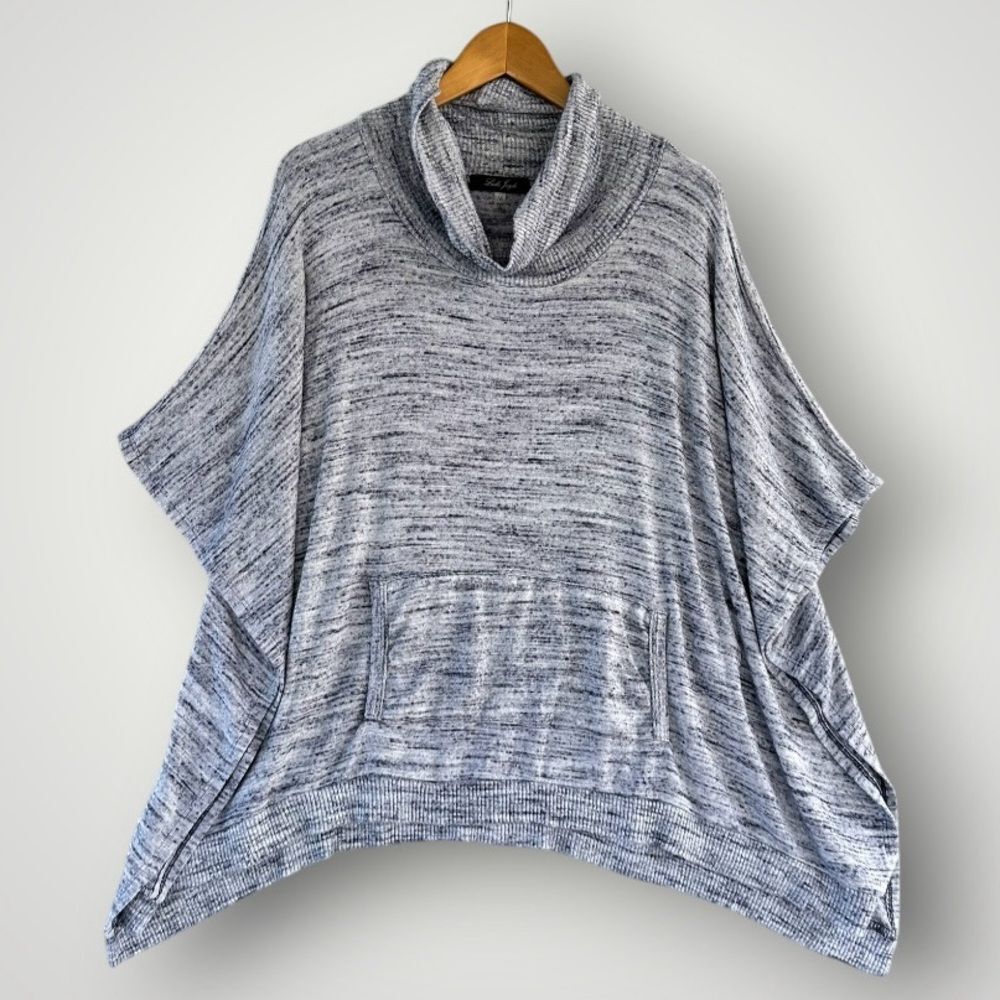 🎉5 for $45🎉 Laila Jayde top blouse shirt size M